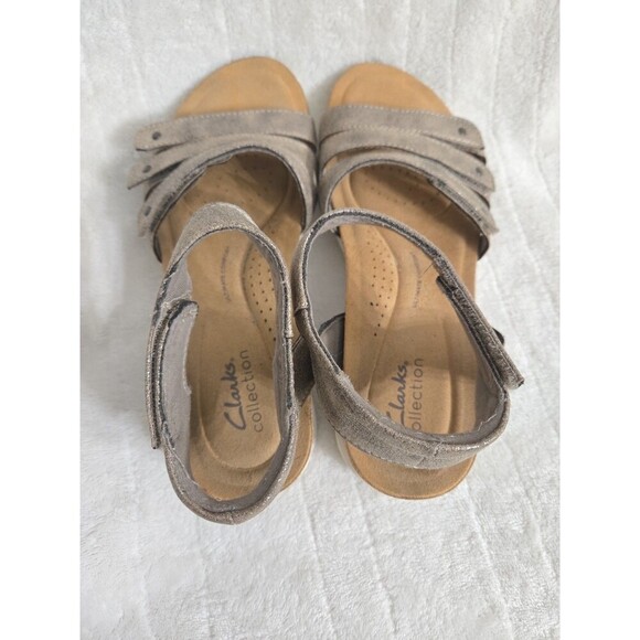 Women's Clarks April Dove Metallic Strappy Comfort sandals Summer‎ Vacation Sz7 - Picture 8 of 10